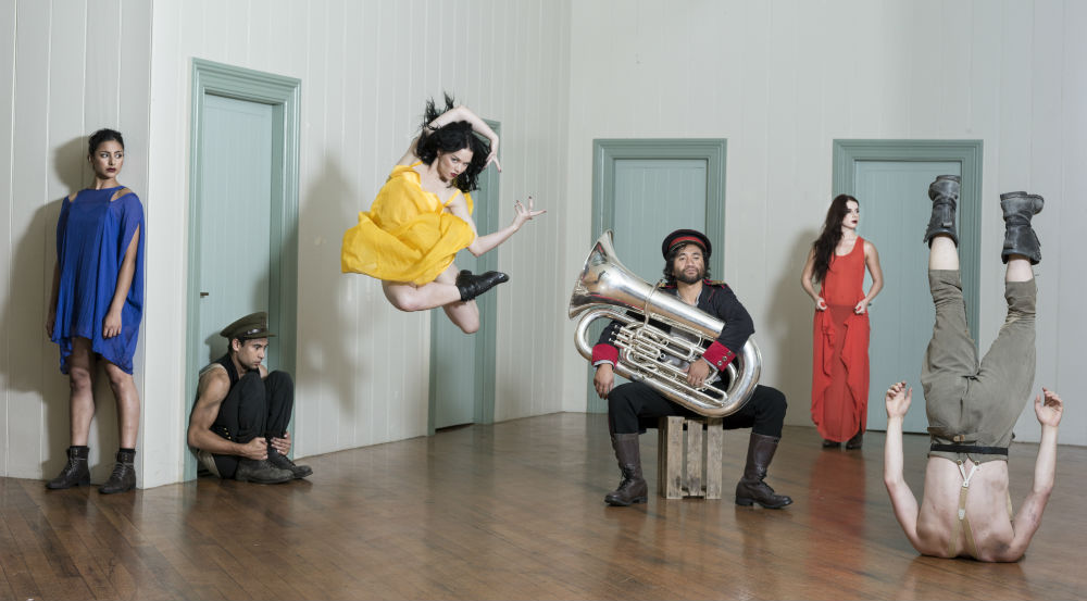Rotunda - NZ Dance Company - Image by John McDermott - The Clothesline