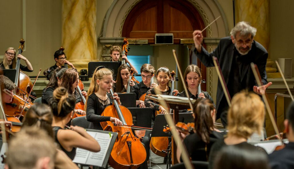 Adelaide Youth Orchestra – Maestro Series III: Power – Featuring Violinist Natsuko Yoshimoto and Conductor Keith Crellin OAM – Review