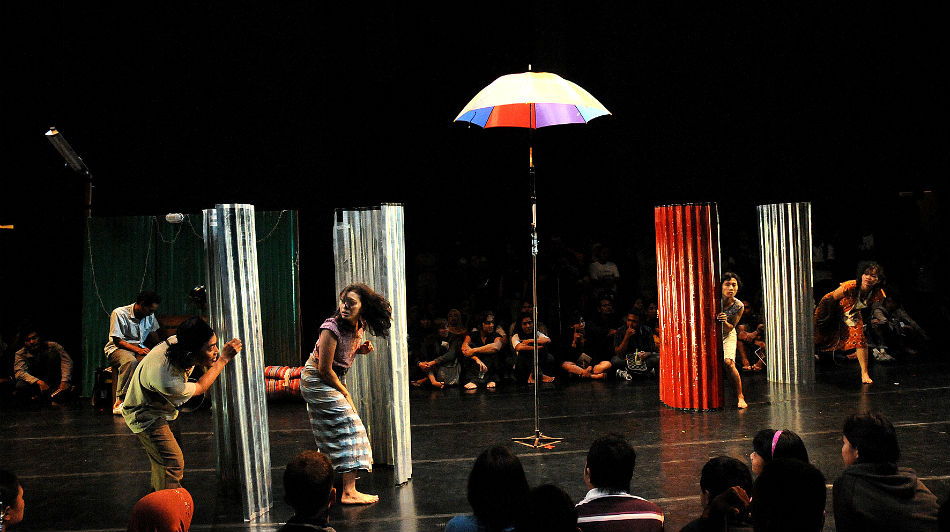 Teater Garasi’s The Streets Immerses Audiences Into The World Of Busy Jakarta Nightlife – OzAsia Review
