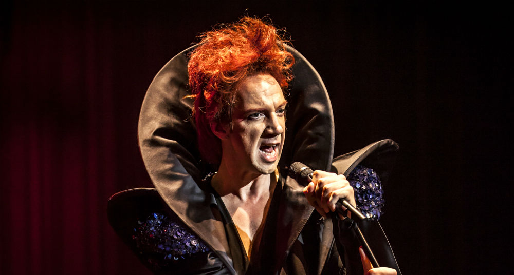 Sven Ratzke – Starman: A Surreal Journey Through The Words And Music Of David Bowie – Adelaide Cabaret Festival 2016 Review