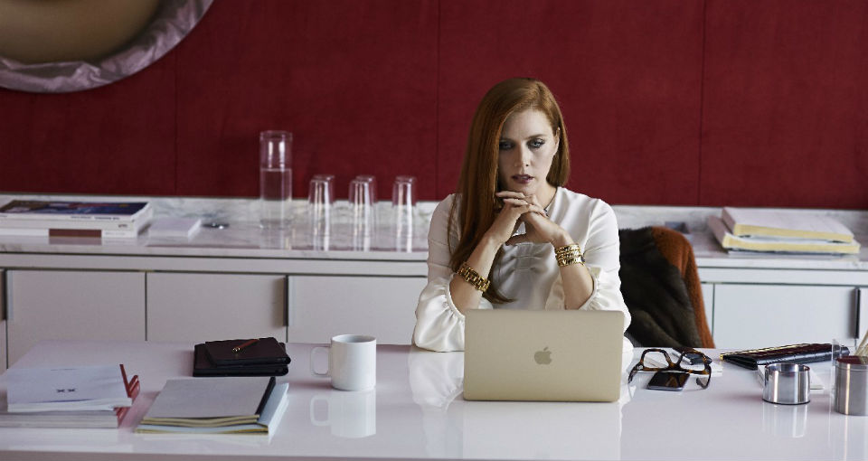 NOCTURNAL ANIMALS (MA): A Decidedly Dark View of Humanity, starring Jake Gyllenhaal and Isla Fisher  – Film Review