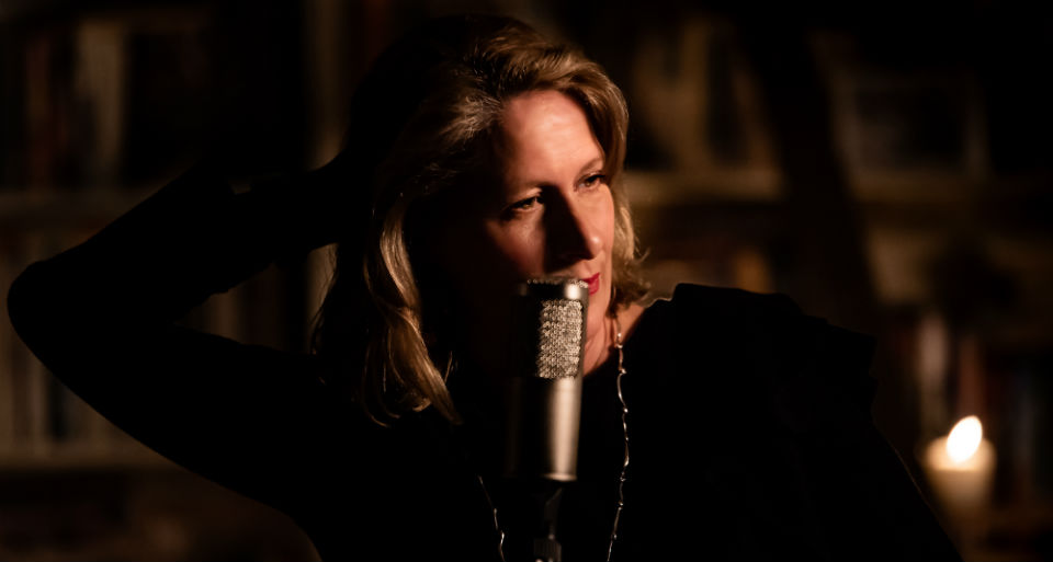 A NIGHT IN PARIS by Louise Blackwell: An Enchanting Evening Of Favourite French Chansons ~ Adelaide Fringe 2019 Review