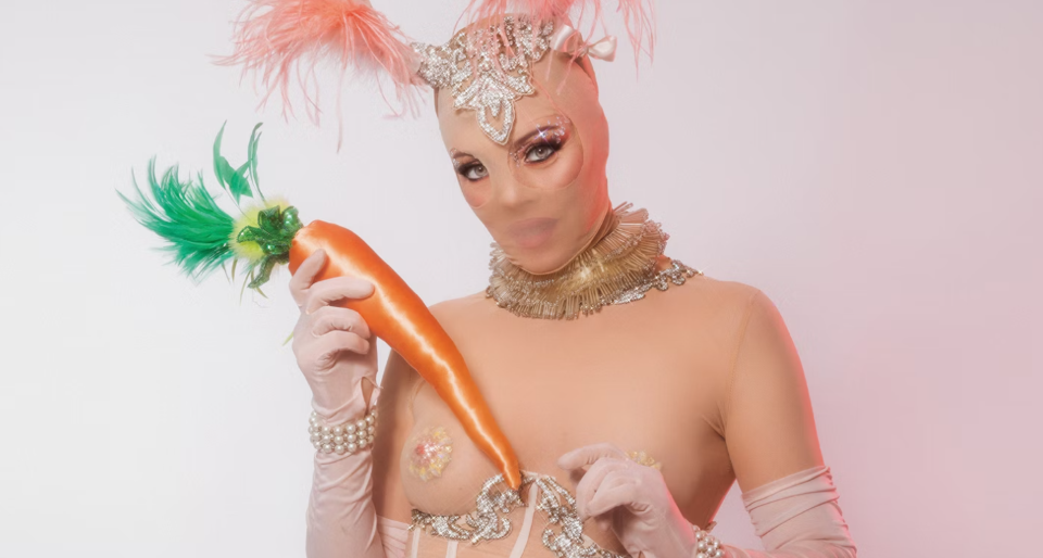 Imogen Kelly ~ Bent Burlesque ~ Cabaret Festival Review 2024